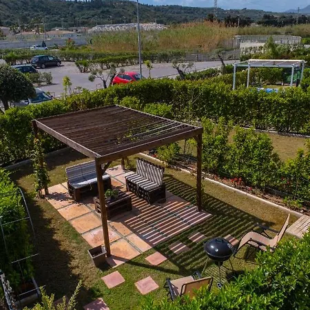Holiday home Laurelly Days Campofelice Di Roccella
